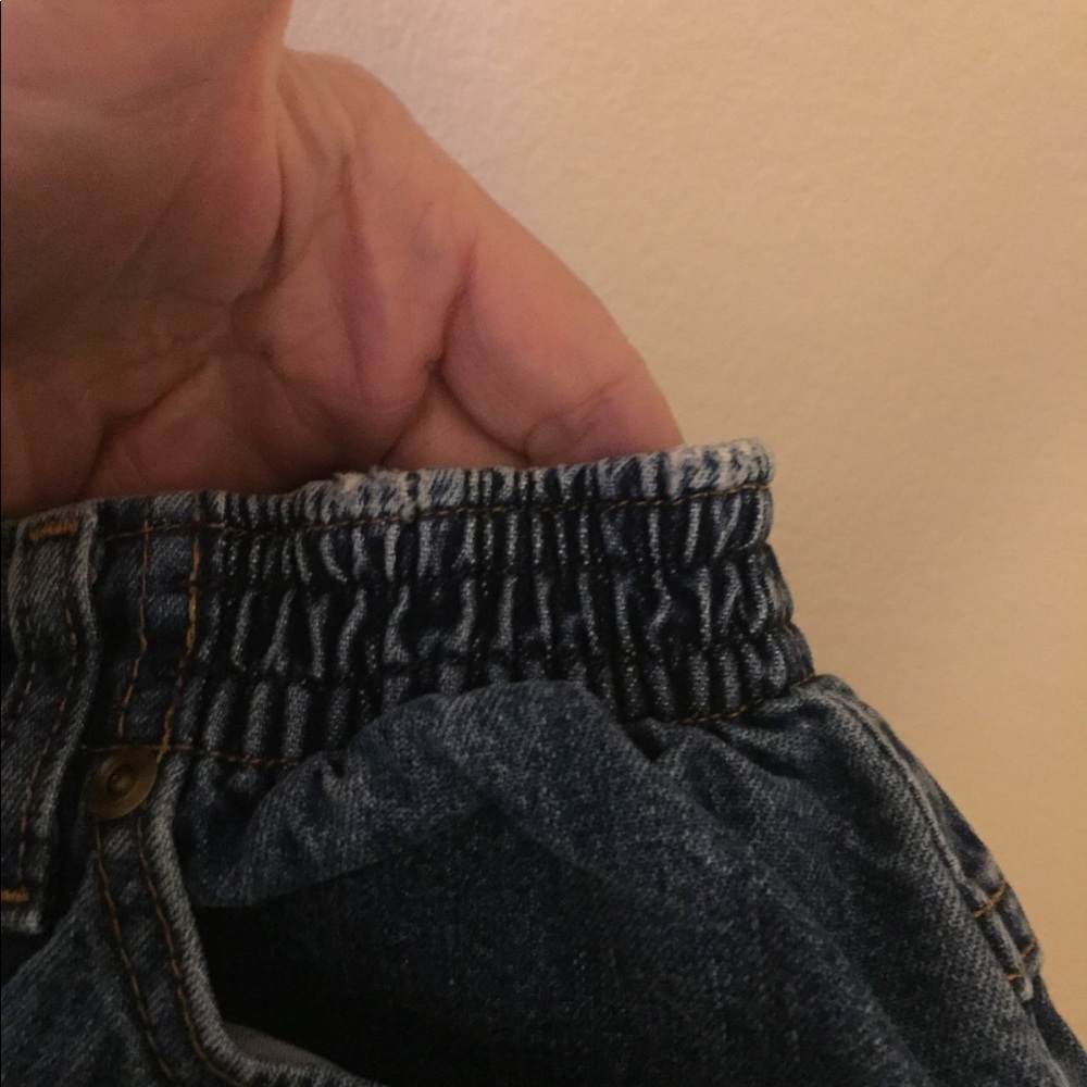 Woman’s Jeans - Picture 4 of 4